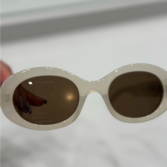 Celine Beige Oval Sunglasses - Picture 4 of 7